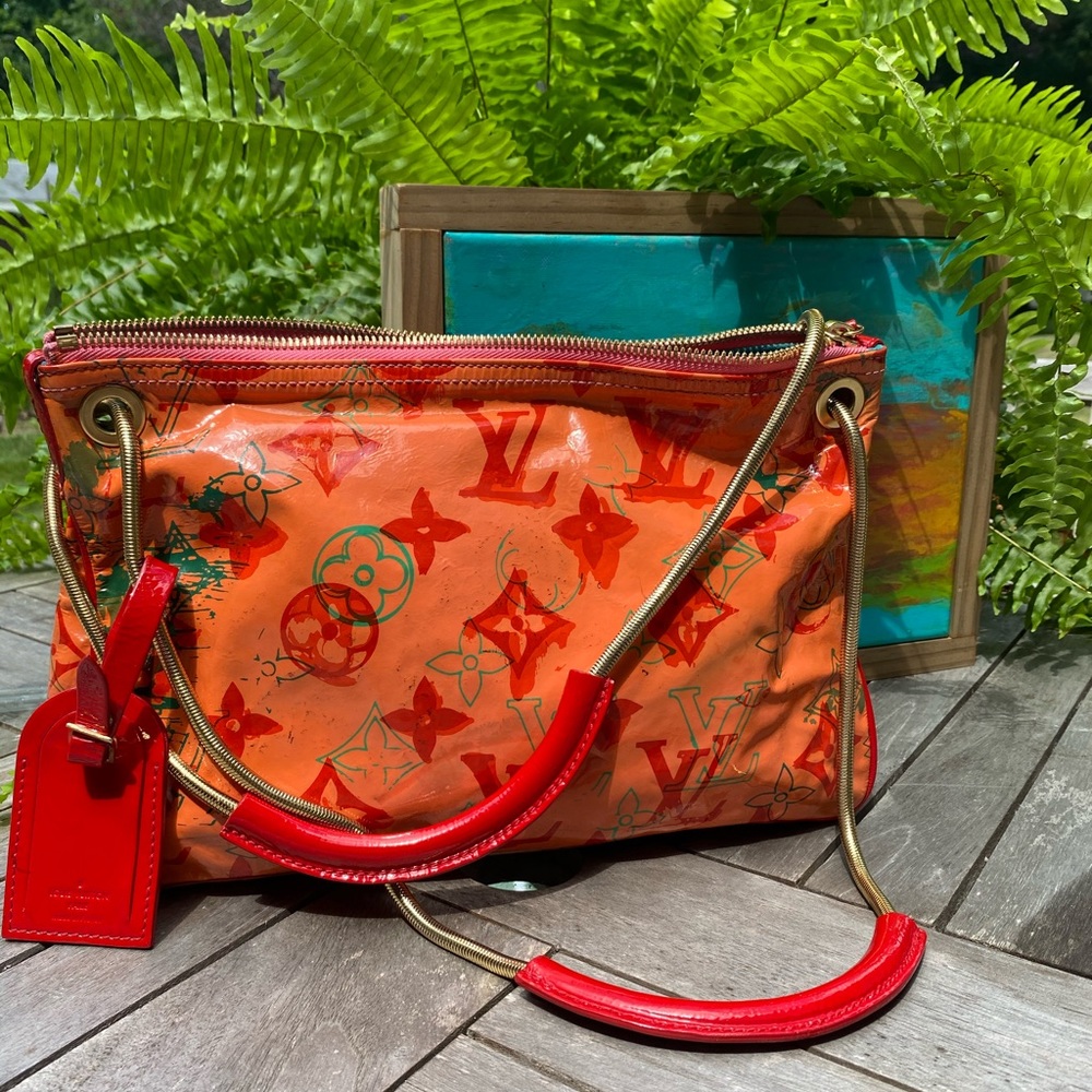 Louis Vuitton Pochette Limited Edition Bonbon Rose